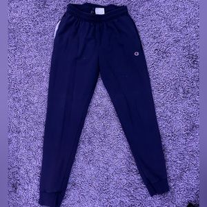 DARK BLUE CHAMPION SWEATS SIZE MEDIUM